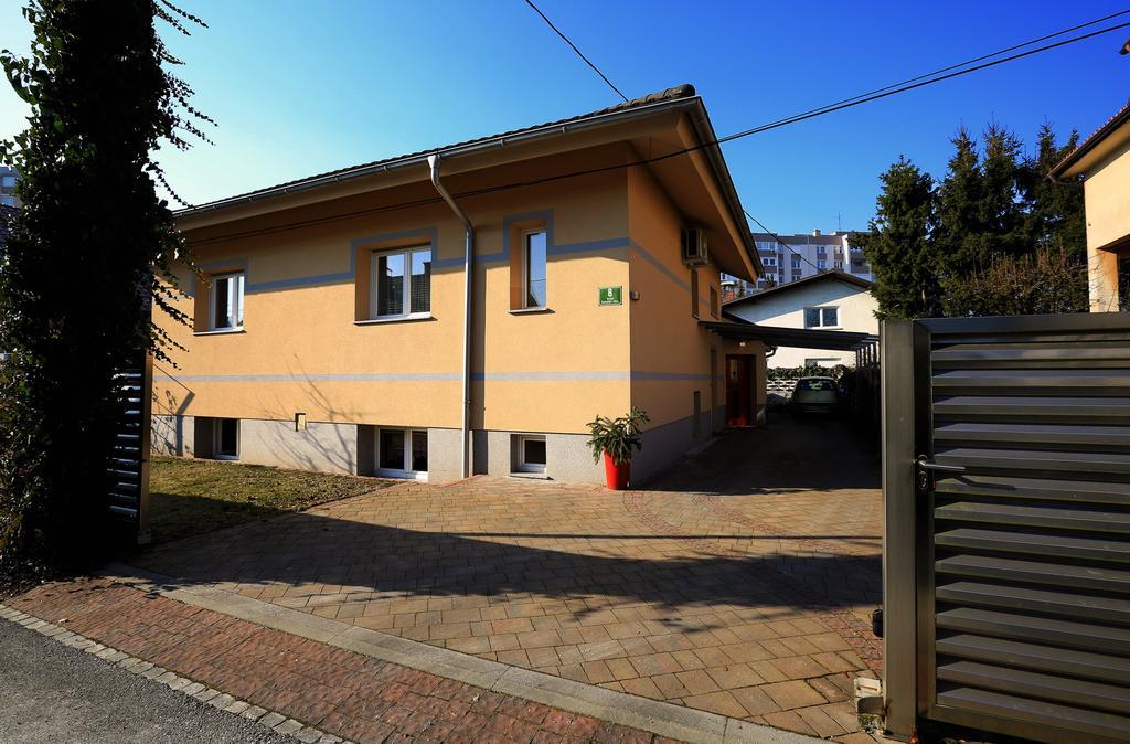 Apartment In Ljubljana Exteriör bild